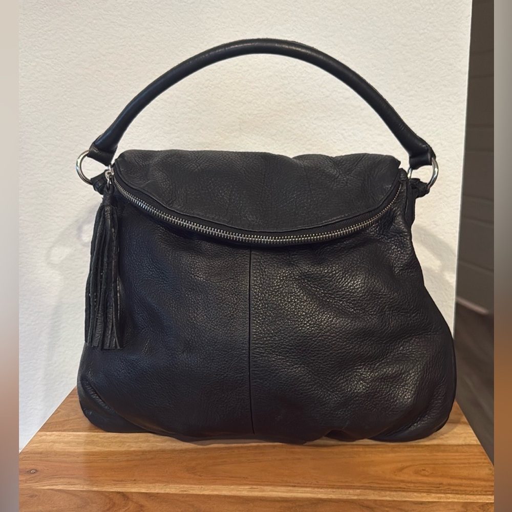 🦇 Margot Black Leather Purse